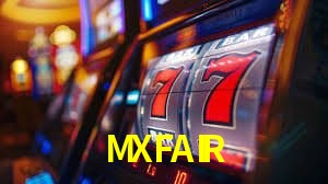 Escena dinámica inspirada en casino con iluminación MXFAIR, cartas, fichas e íconos de juegos digitales en un espacio moderno de juegos.